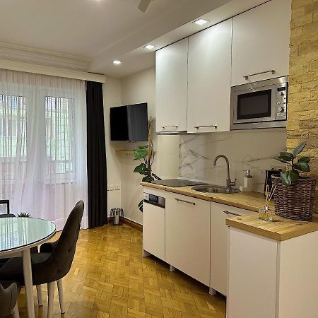 Apartment Батуми Екстериор снимка