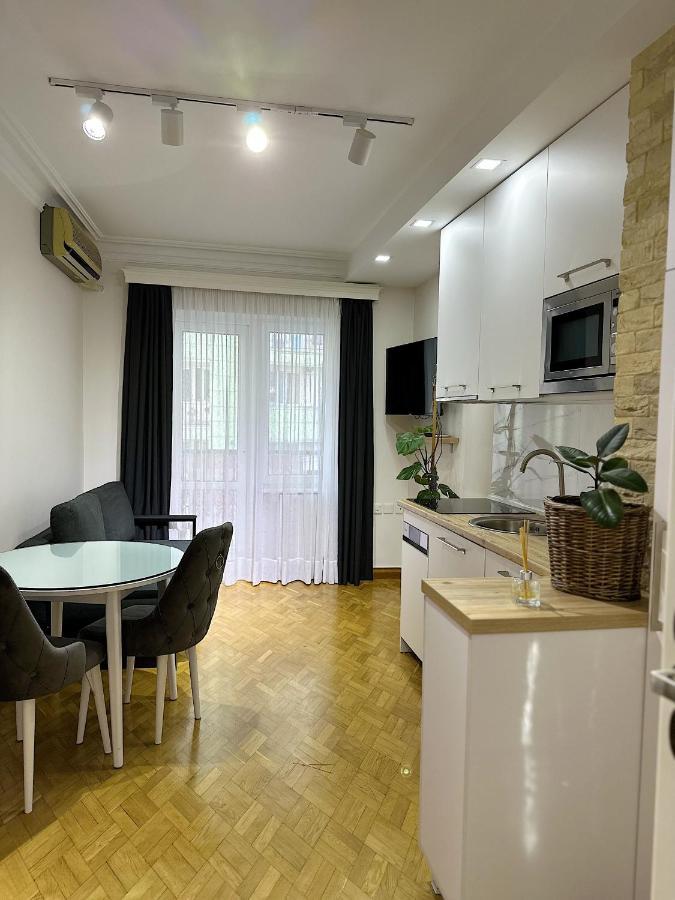 Apartment Батуми Екстериор снимка