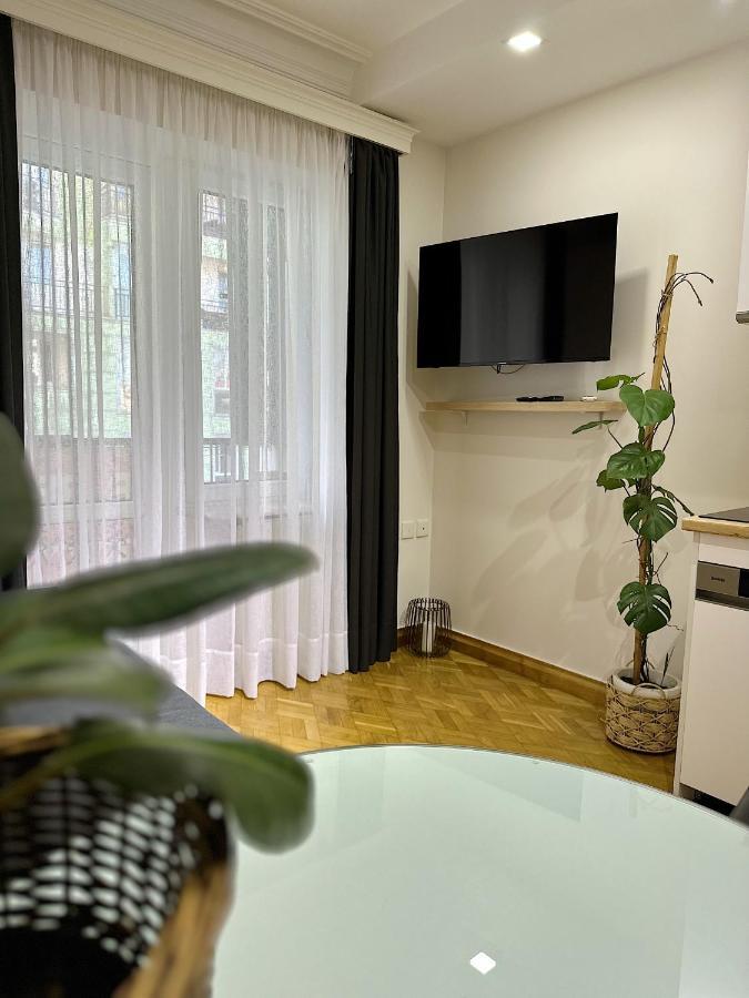 Apartment Батуми Екстериор снимка