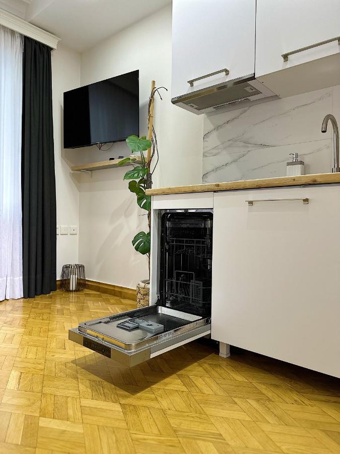 Apartment Батуми Екстериор снимка