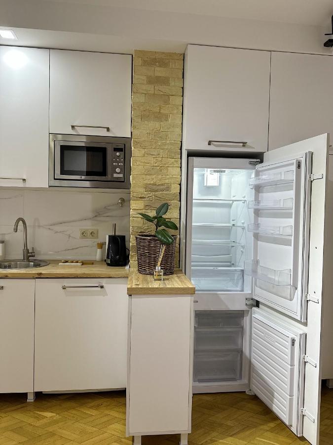 Apartment Батуми Екстериор снимка