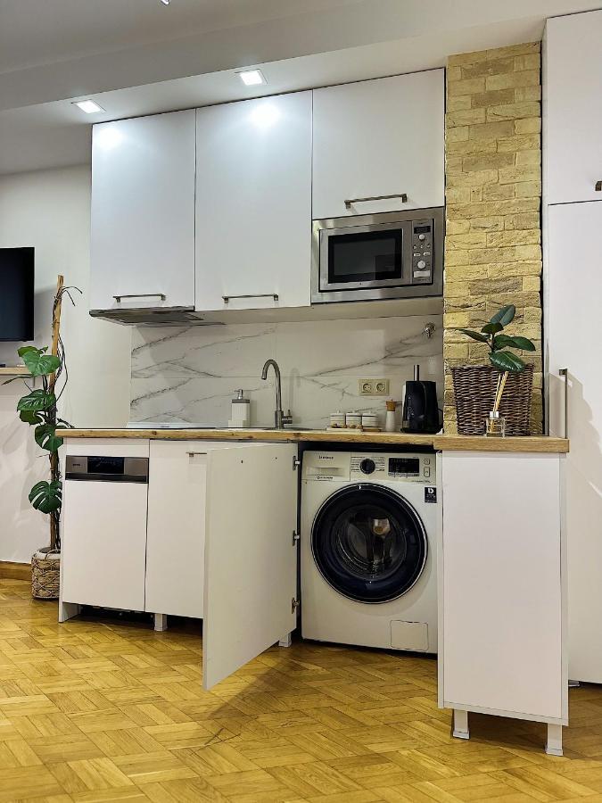 Apartment Батуми Екстериор снимка